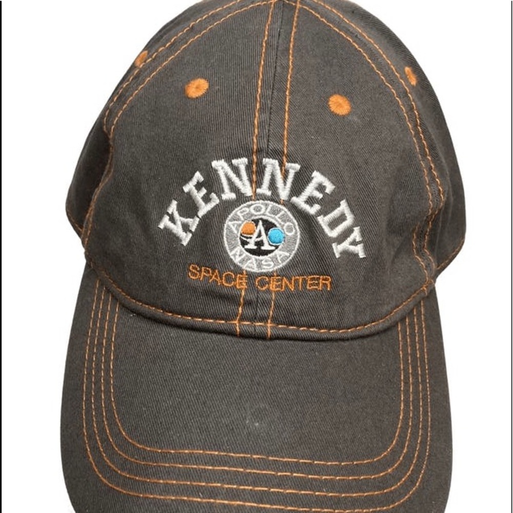🪐Kennedy Space Center - NASA - 1990s HAT
